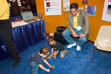 Children and Robotic toys - Iguana Robotics
